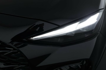 https://vehicle-cdn.autoleague.cloud/30352_960142474_8.jpg