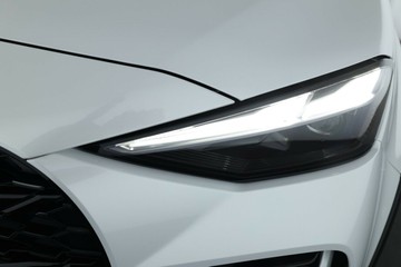 https://vehicle-cdn.autoleague.cloud/30352_960142532_9.jpg