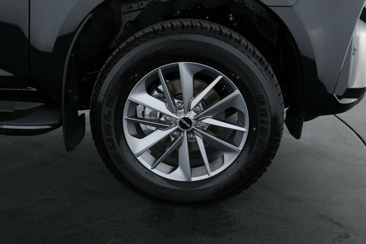 Isuzu Mu-x image 4