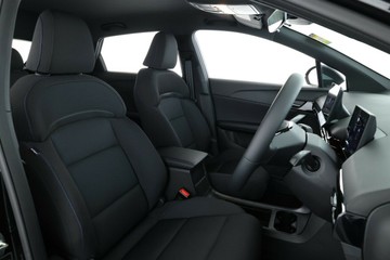 https://vehicle-cdn.autoleague.cloud/30353_1022793_19.jpg