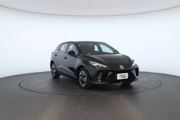 https://vehicle-cdn.autoleague.cloud/30353_1022793_5.jpg
