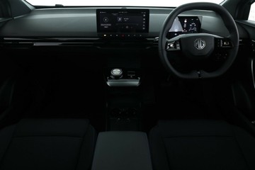 https://vehicle-cdn.autoleague.cloud/30353_1022858_32.jpg