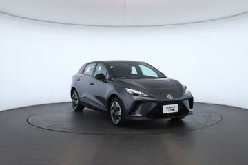 https://vehicle-cdn.autoleague.cloud/30353_1022858_5.jpg