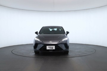 https://vehicle-cdn.autoleague.cloud/30353_1022858_6.jpg