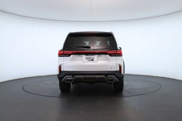 https://vehicle-cdn.autoleague.cloud/30353_112172_12.jpg