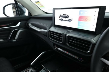 https://vehicle-cdn.autoleague.cloud/30353_112172_22.jpg