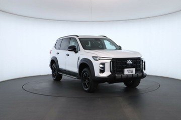 https://vehicle-cdn.autoleague.cloud/30353_112172_3.jpg