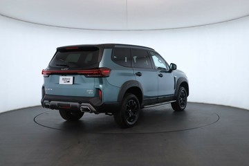 https://vehicle-cdn.autoleague.cloud/30353_112972_17.jpg