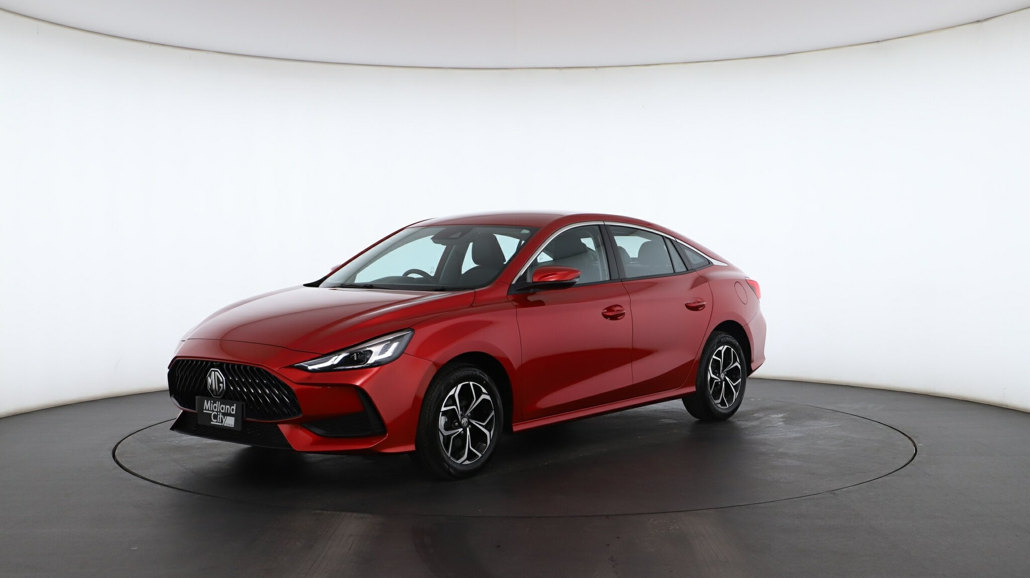MG Mg5 image 2