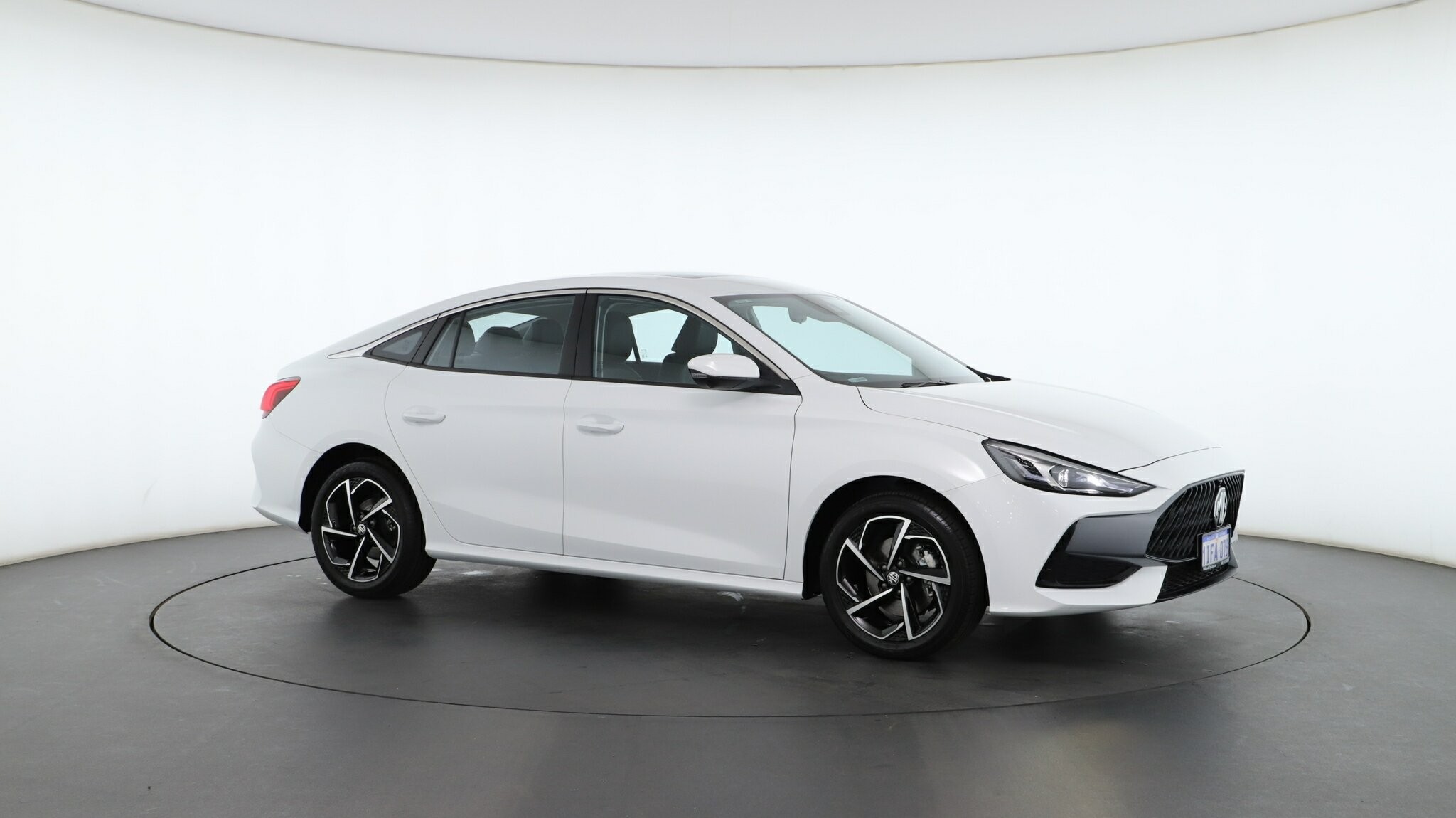 MG Mg5 image 4