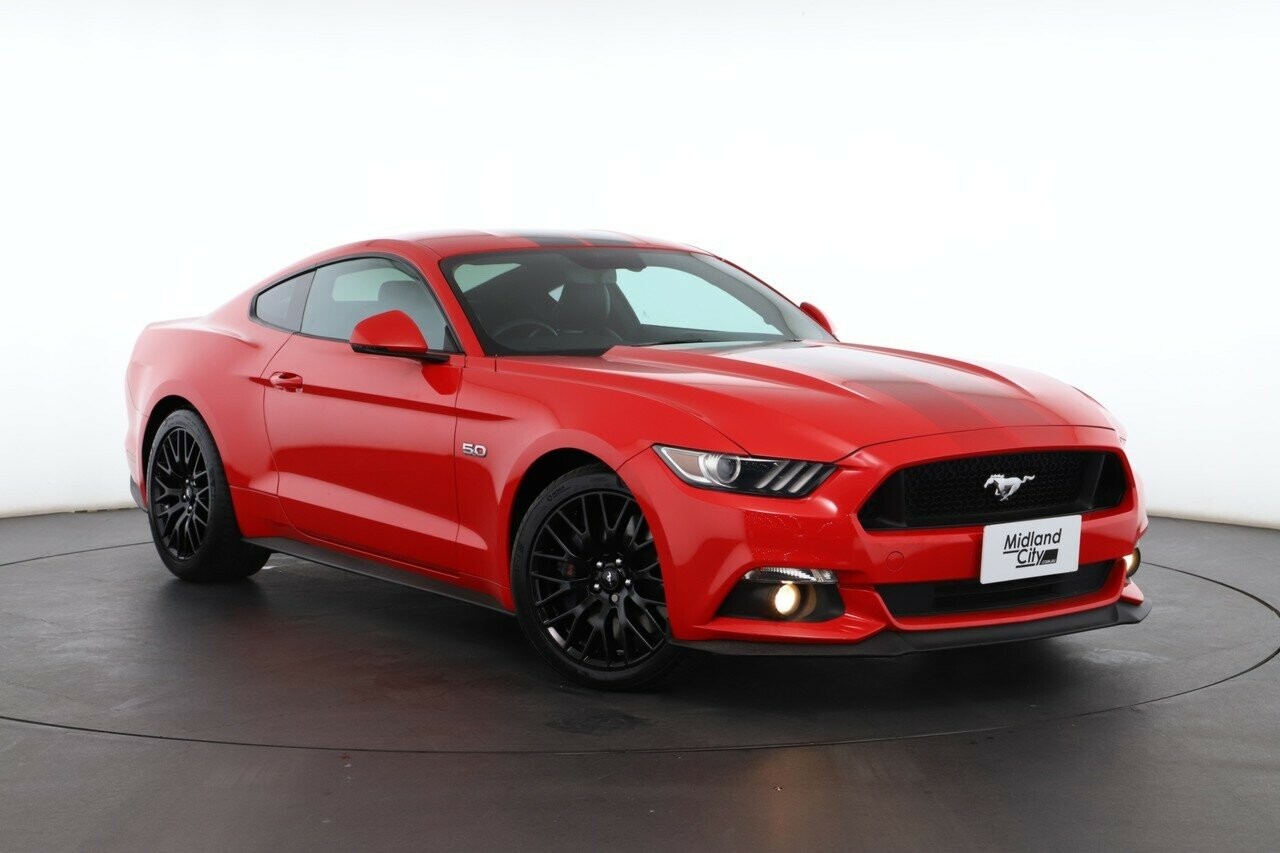 Ford Mustang image 1