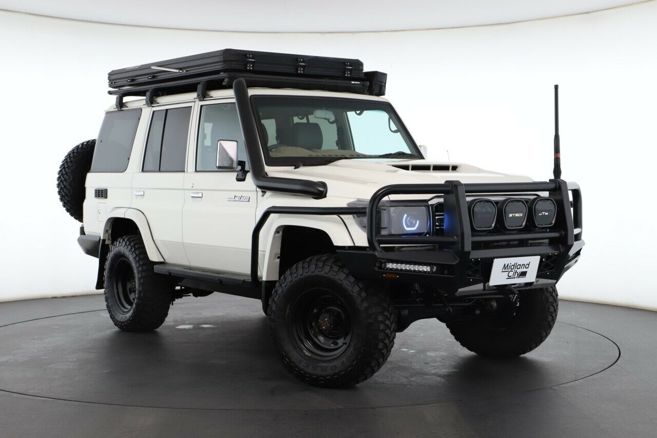 Toyota Landcruiser image 1