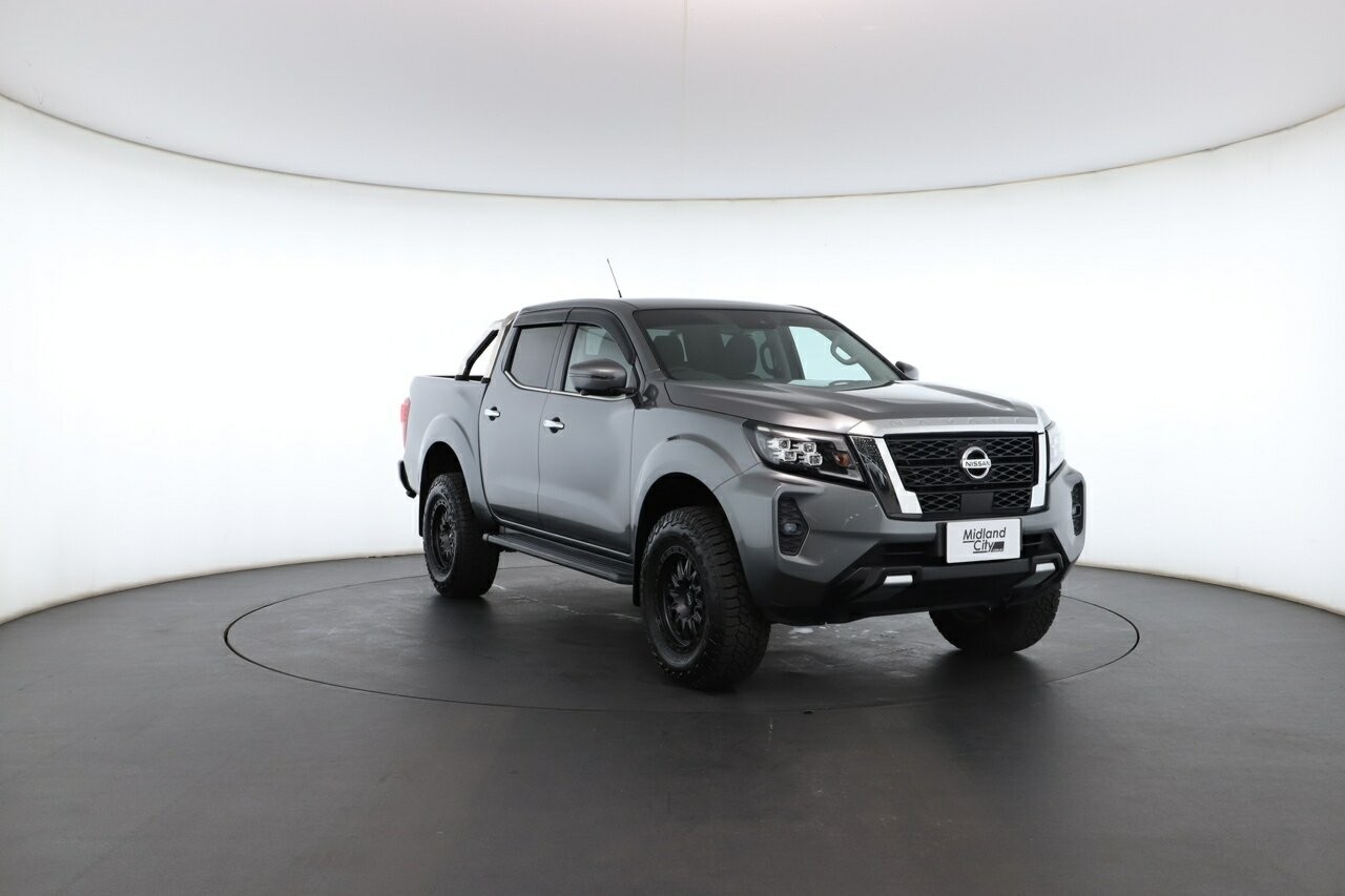 Nissan Navara image 4