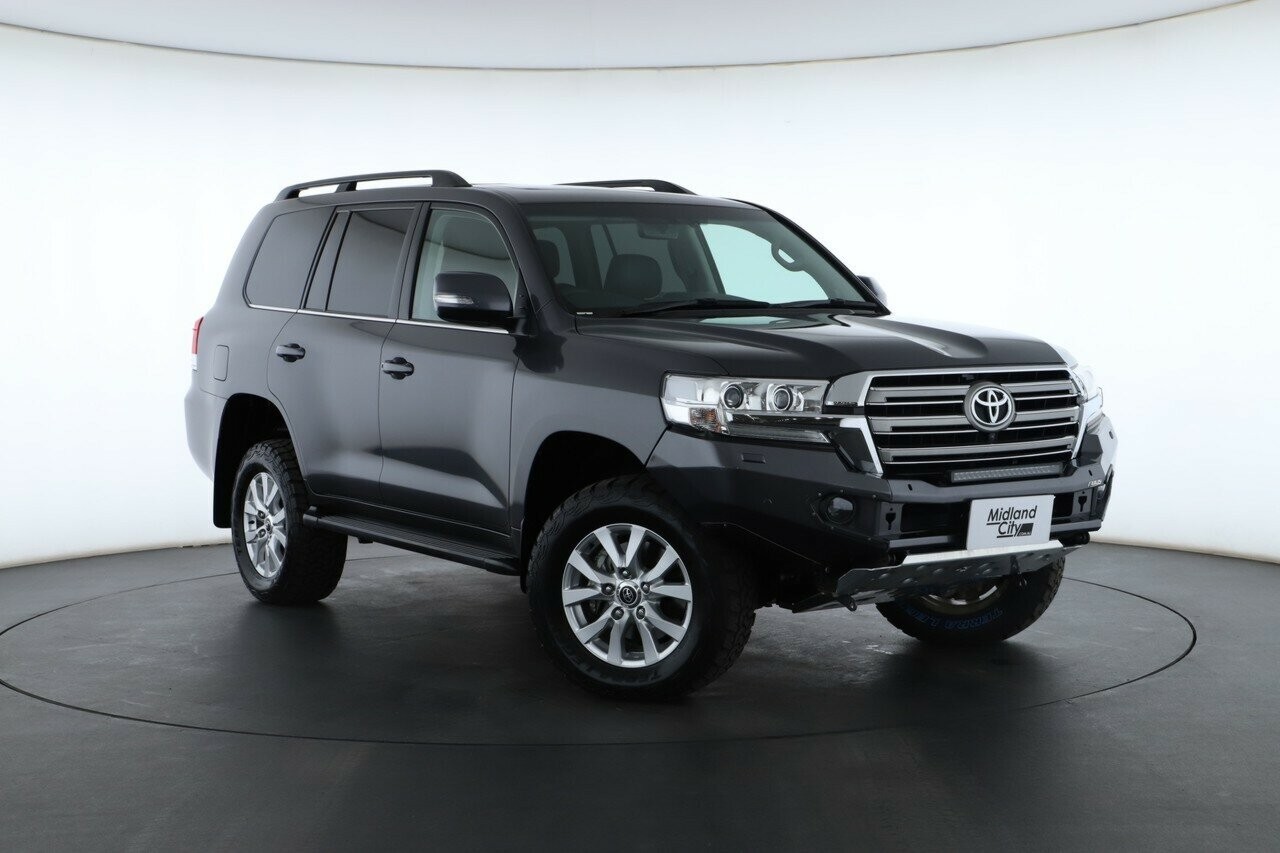Toyota Landcruiser image 1
