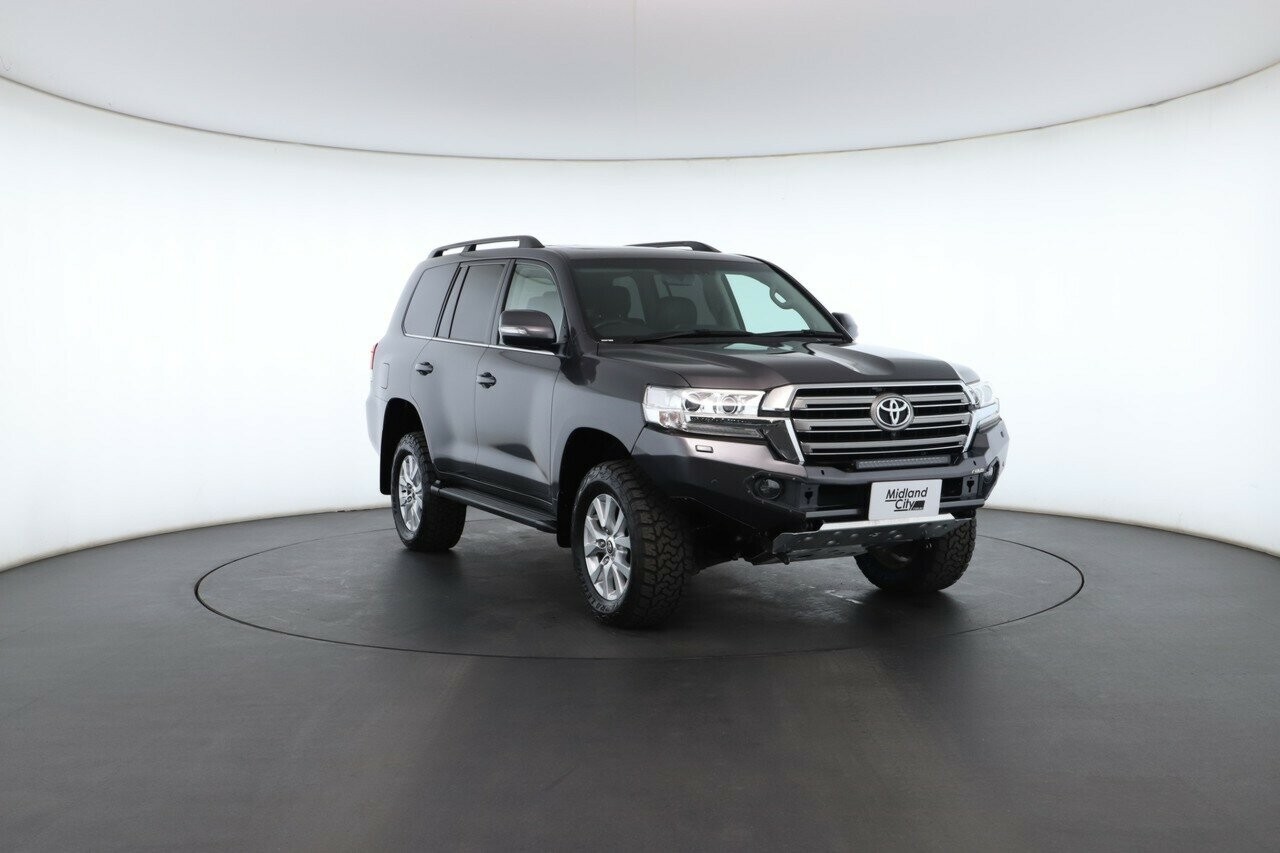 Toyota Landcruiser image 4