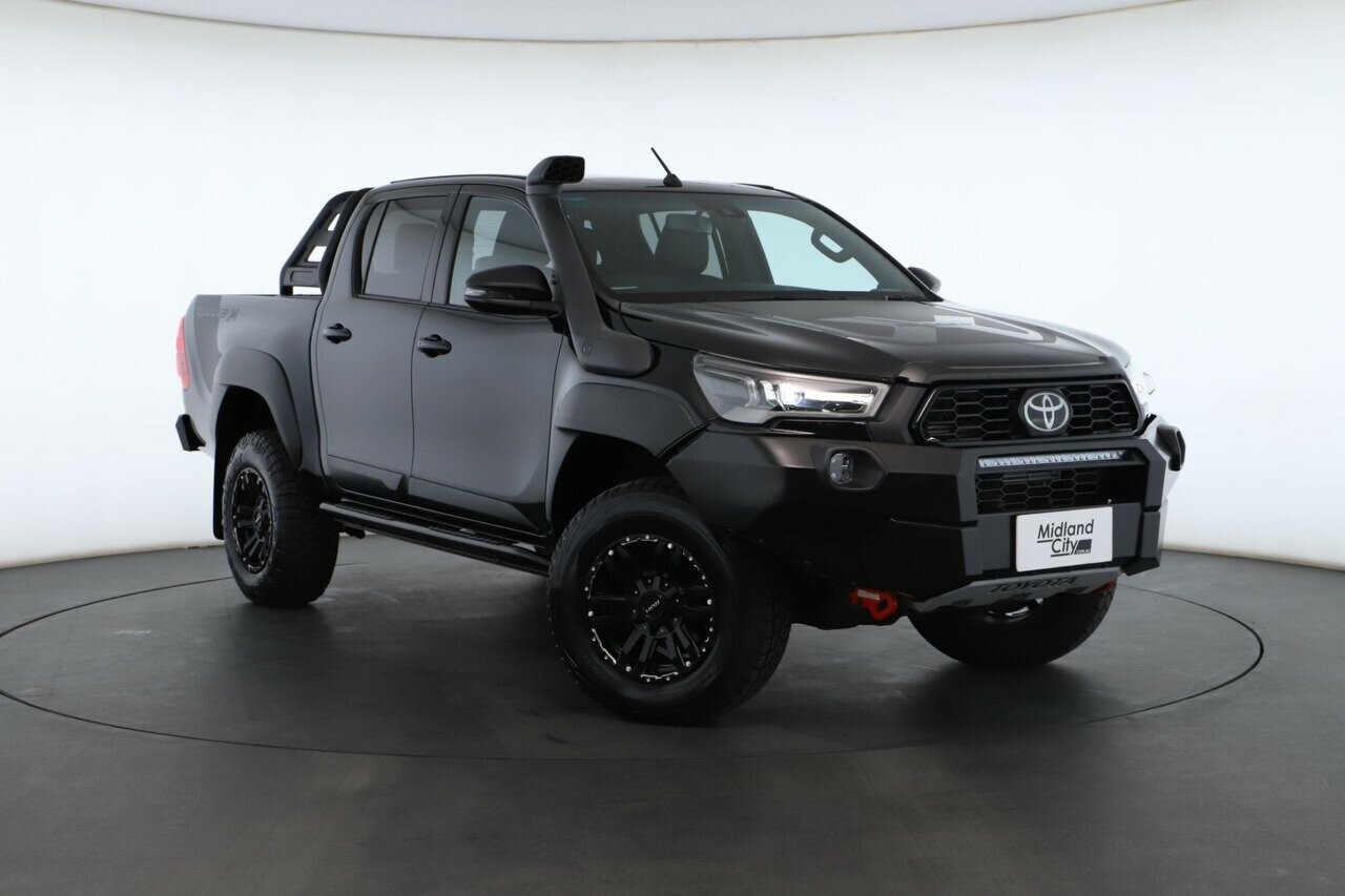 Toyota Hilux image 1