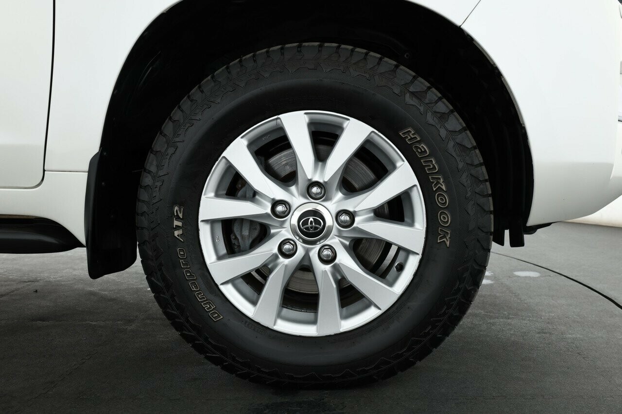Toyota Landcruiser image 3