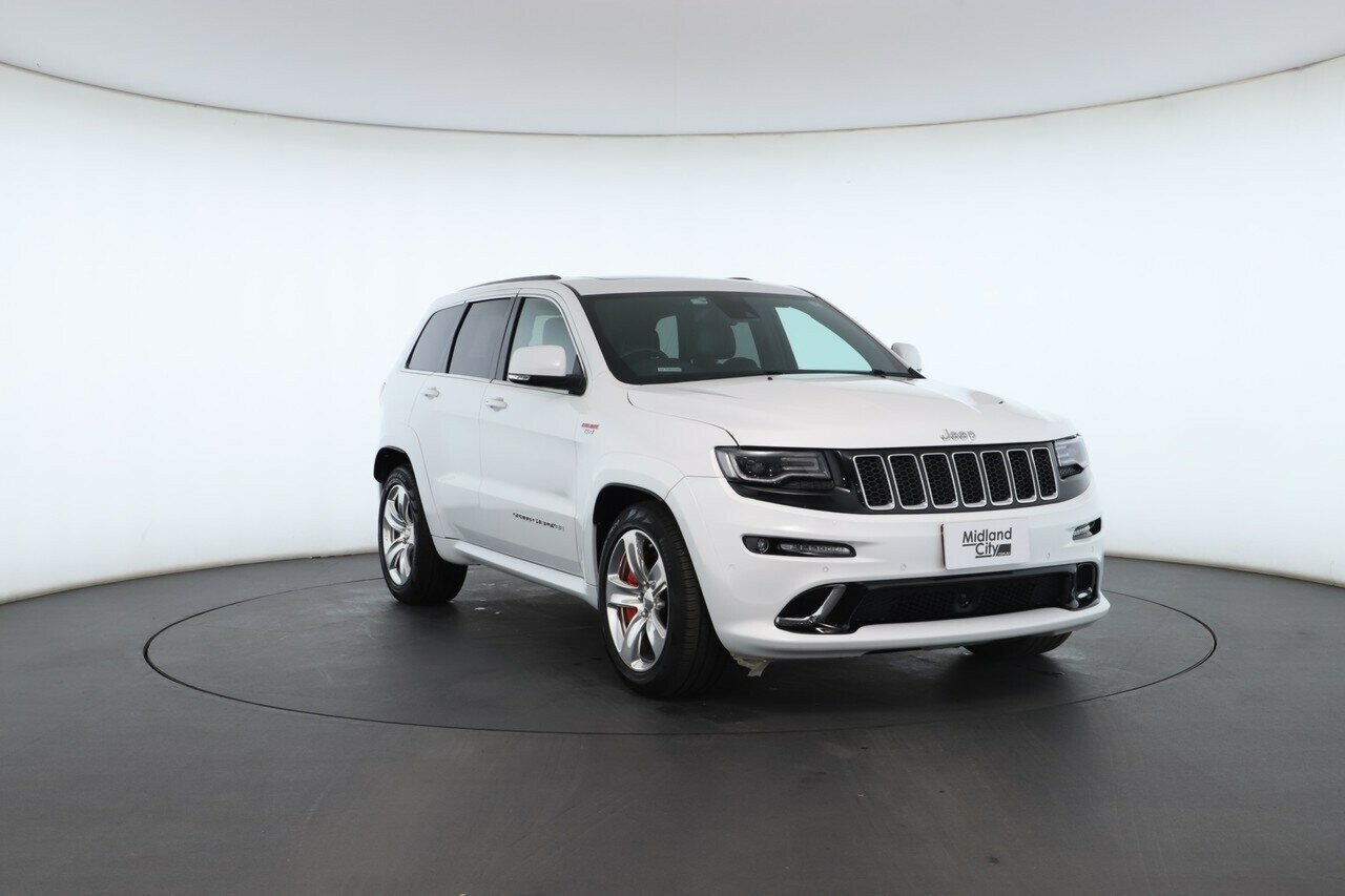 Jeep Grand Cherokee image 4