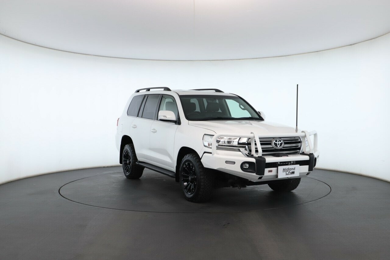 Toyota Landcruiser image 4