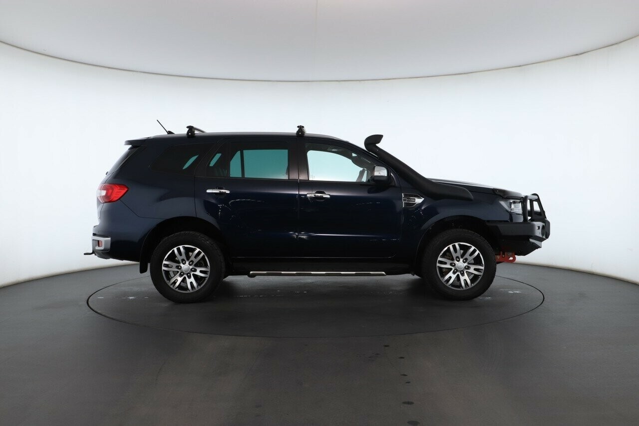 Ford Everest image 2