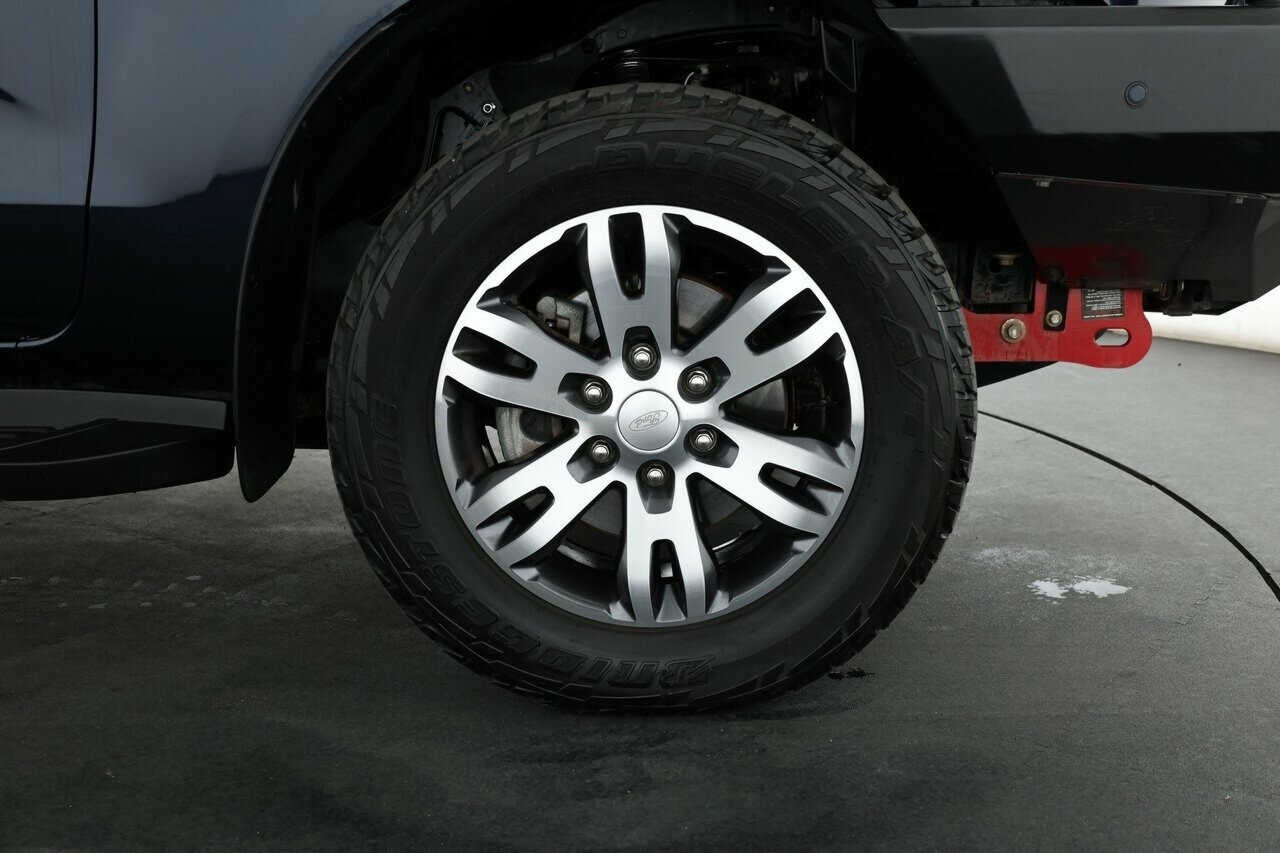 Ford Everest image 3