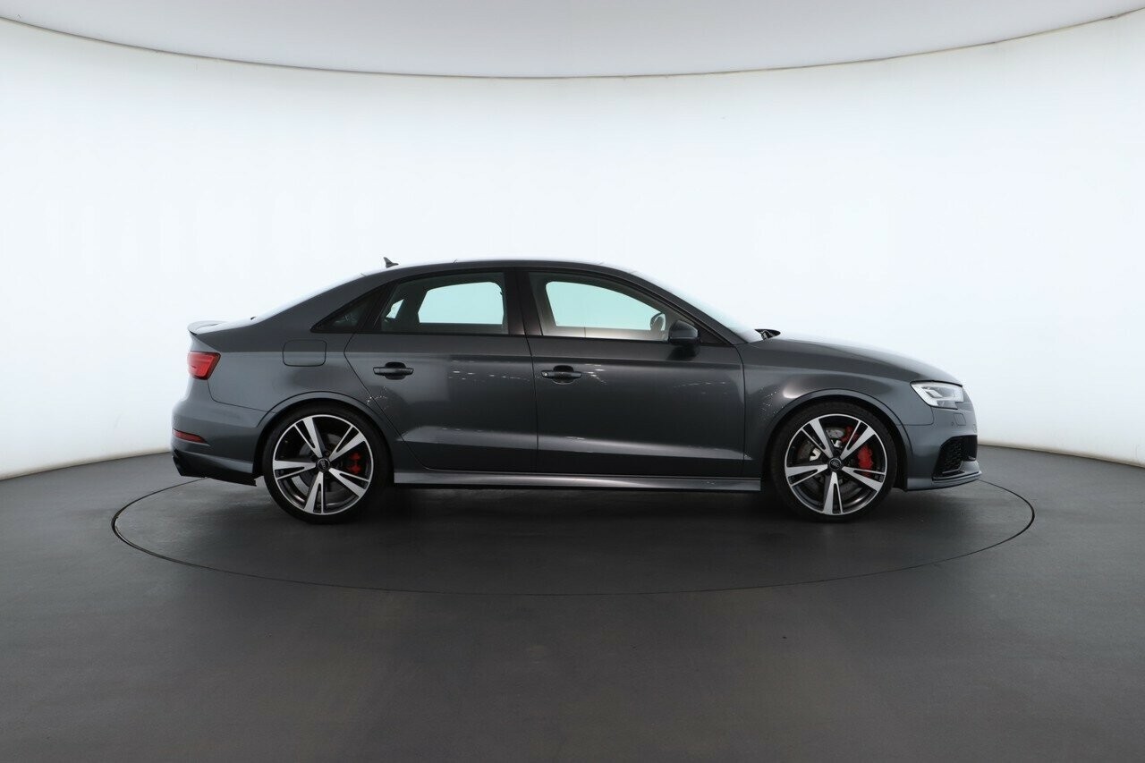 Audi Rs3 image 2