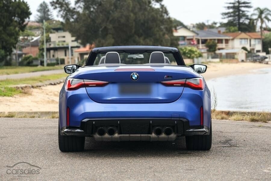 BMW M4 image 3