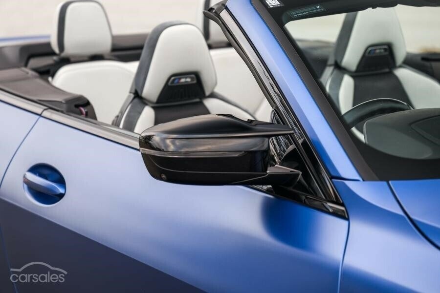 BMW M4 image 4