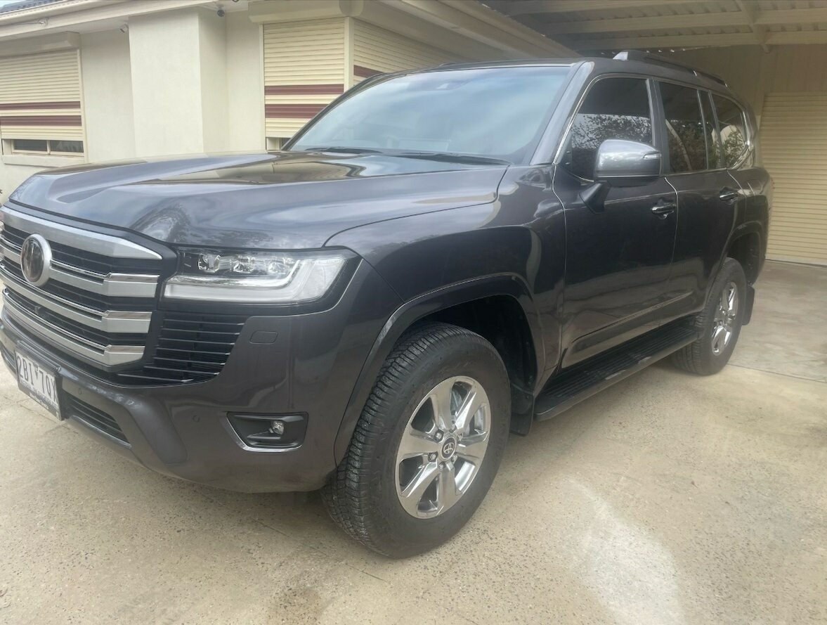 Toyota Landcruiser image 1