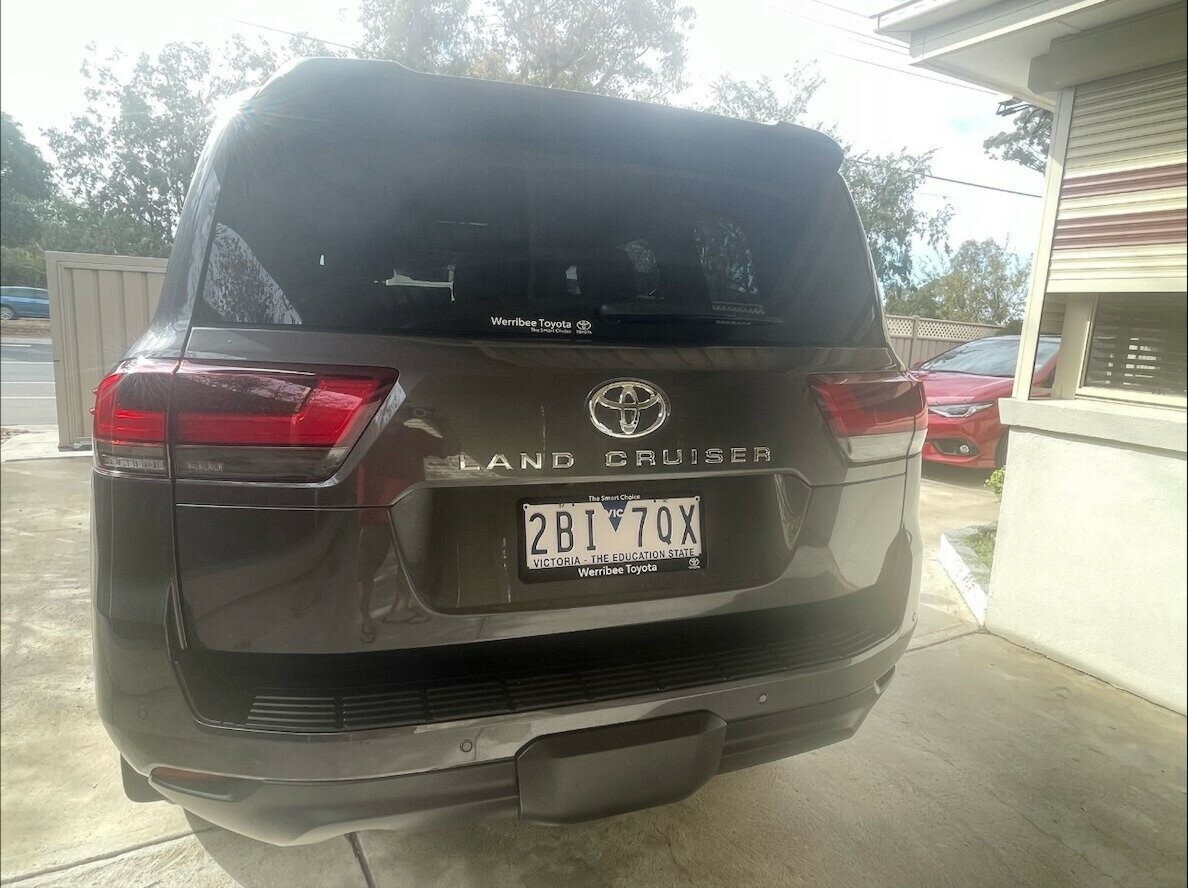 Toyota Landcruiser image 3