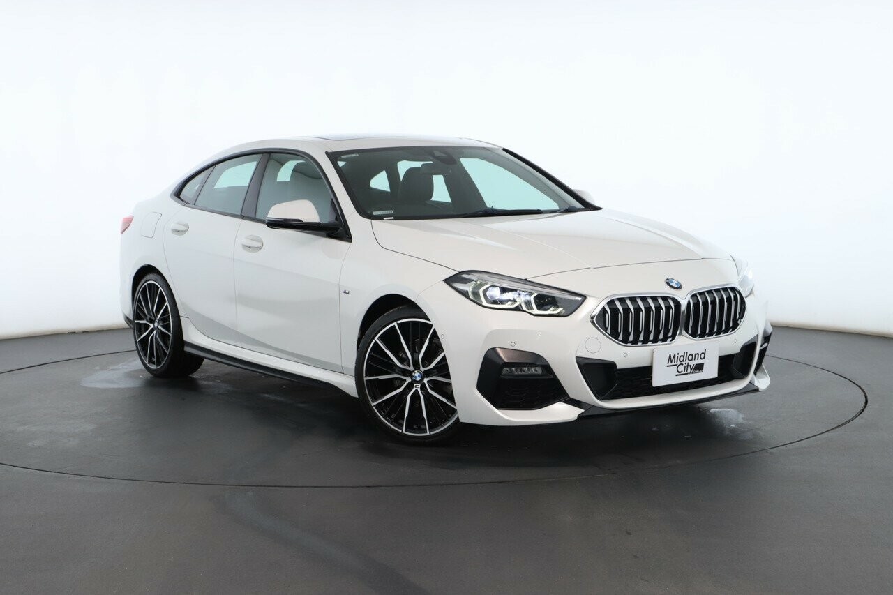 BMW 2 Series image 1