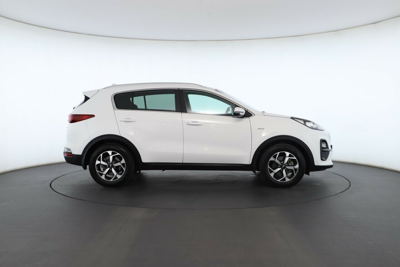 Kia Sportage image 2