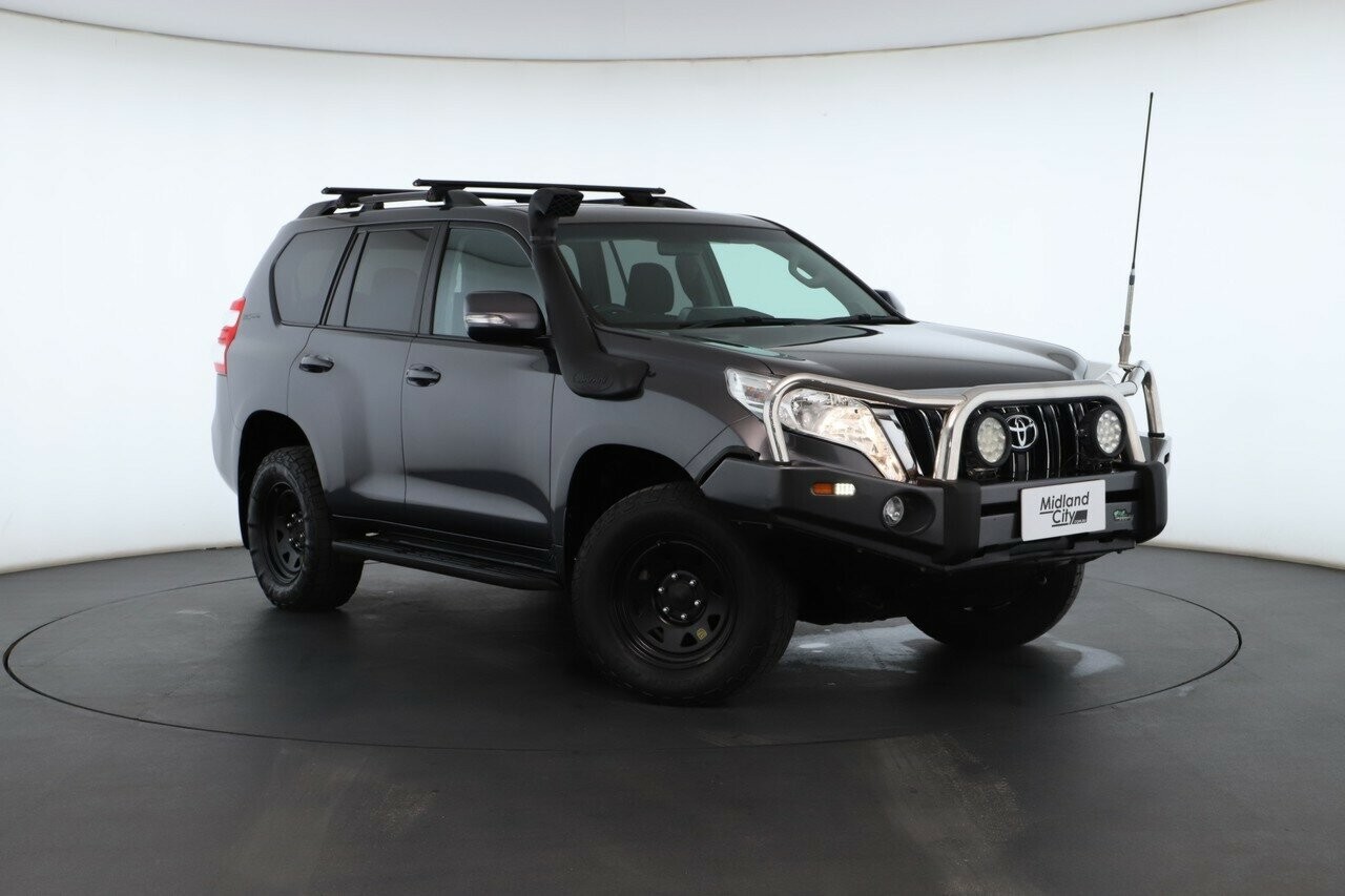 Toyota Landcruiser Prado image 1