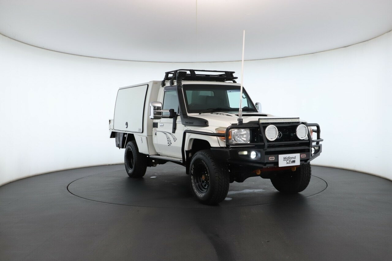Toyota Landcruiser image 4