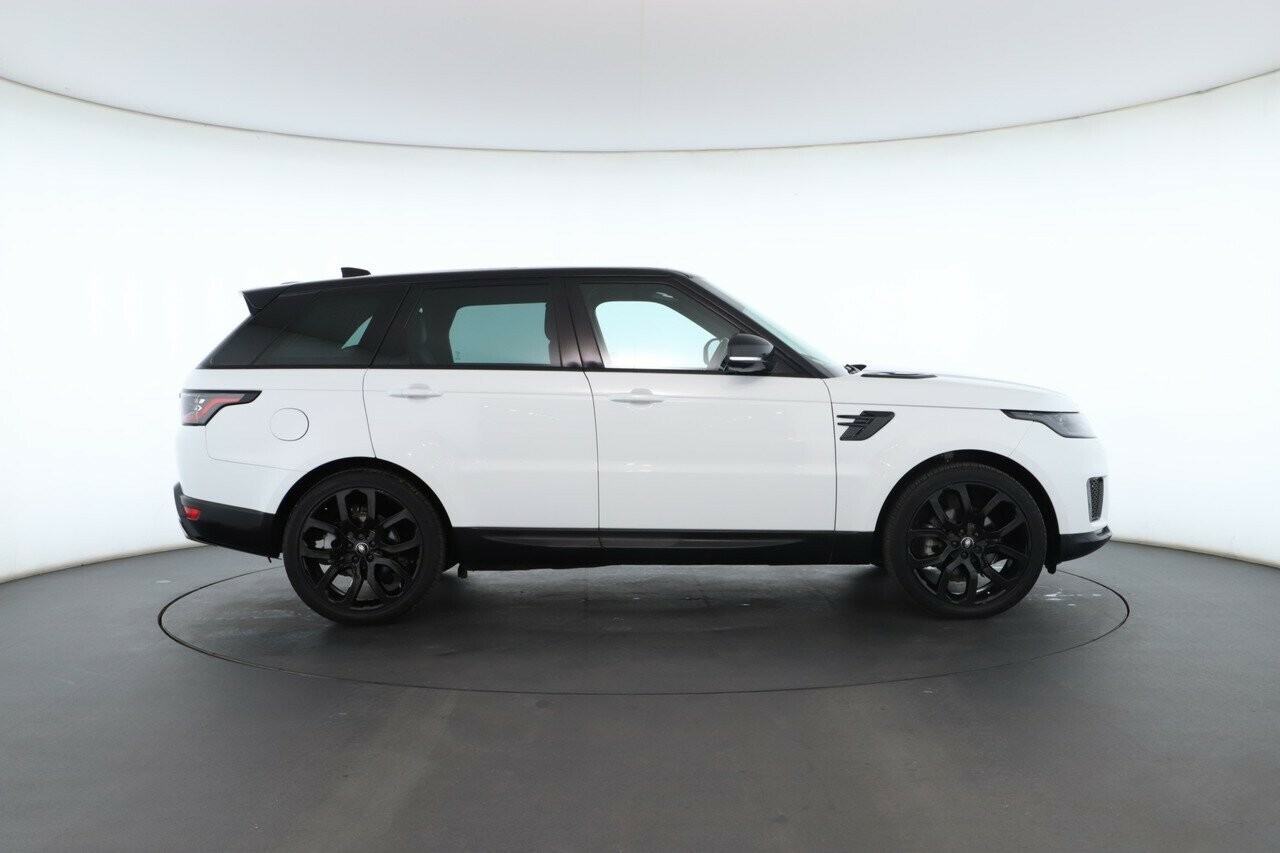 Land Rover Range Rover Sport image 2