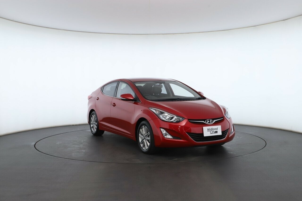 Hyundai Elantra image 4