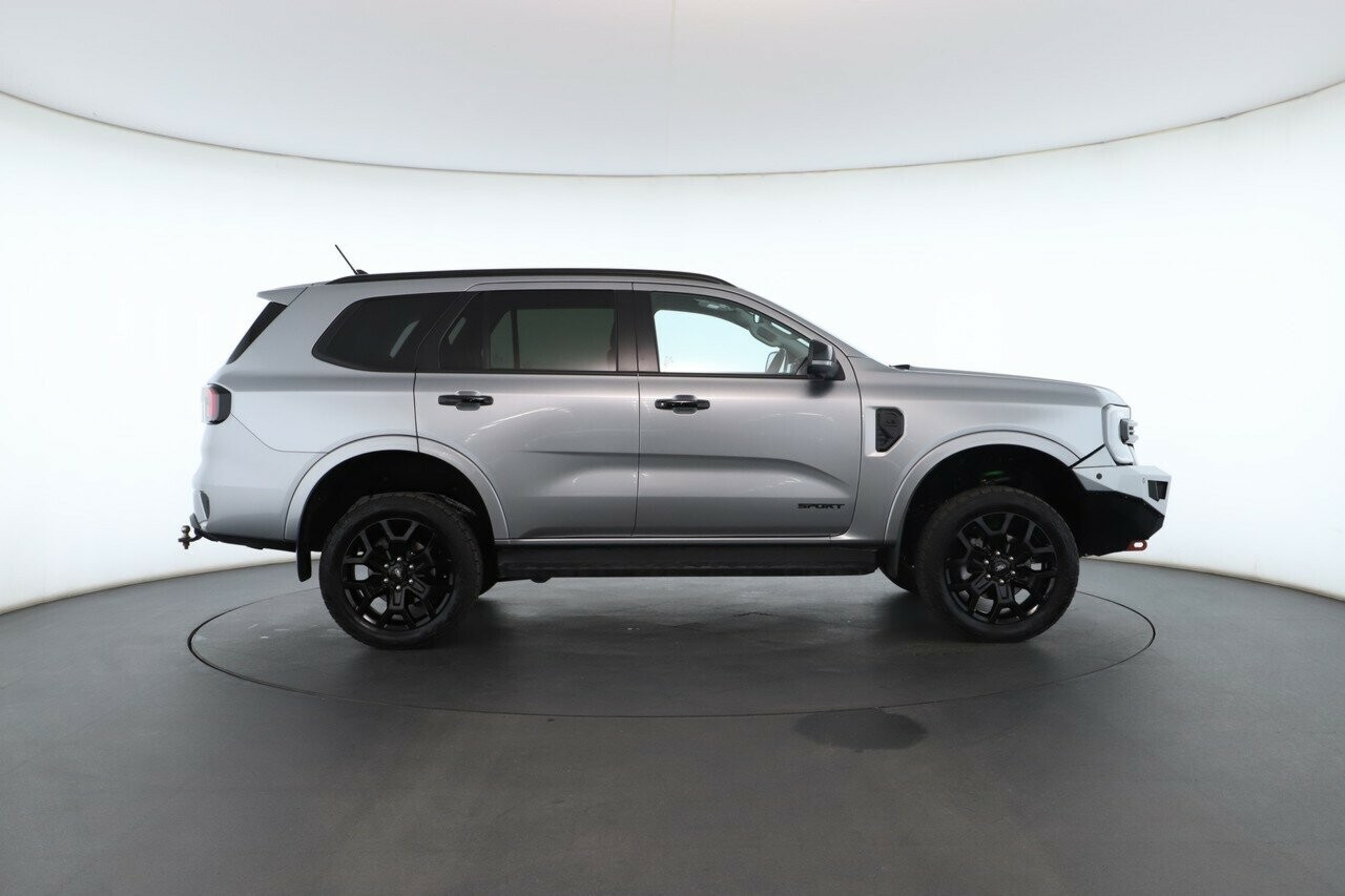 Ford Everest image 3