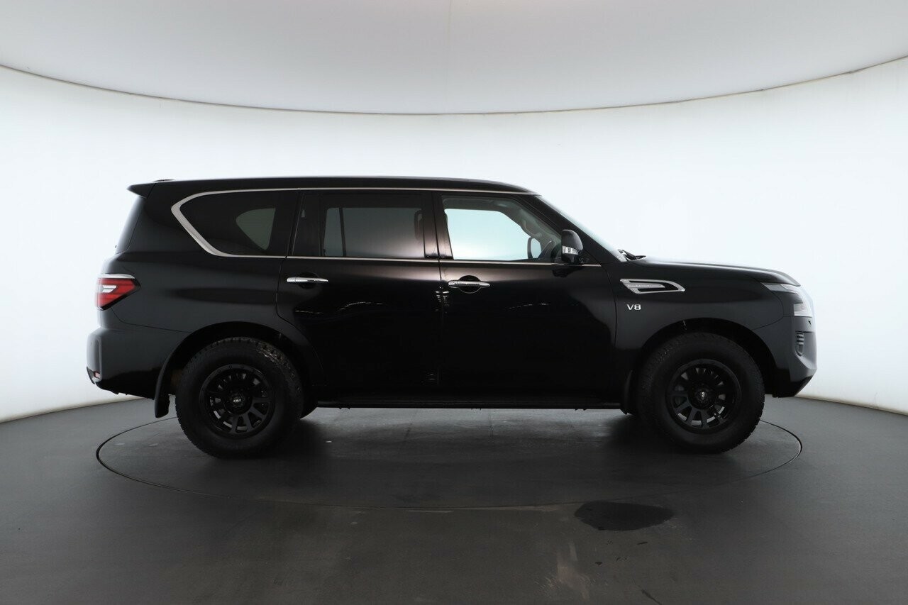 Nissan Patrol image 2