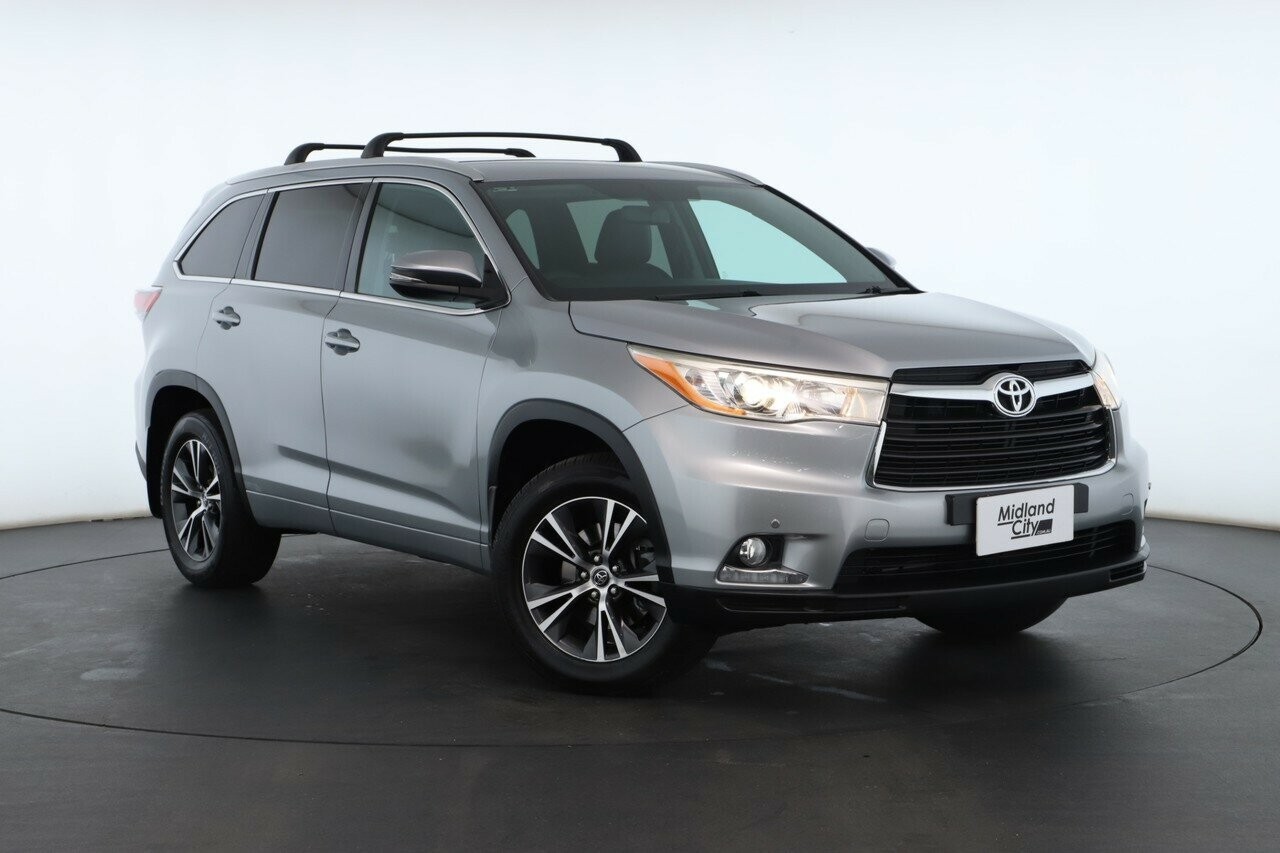 Toyota Kluger image 1