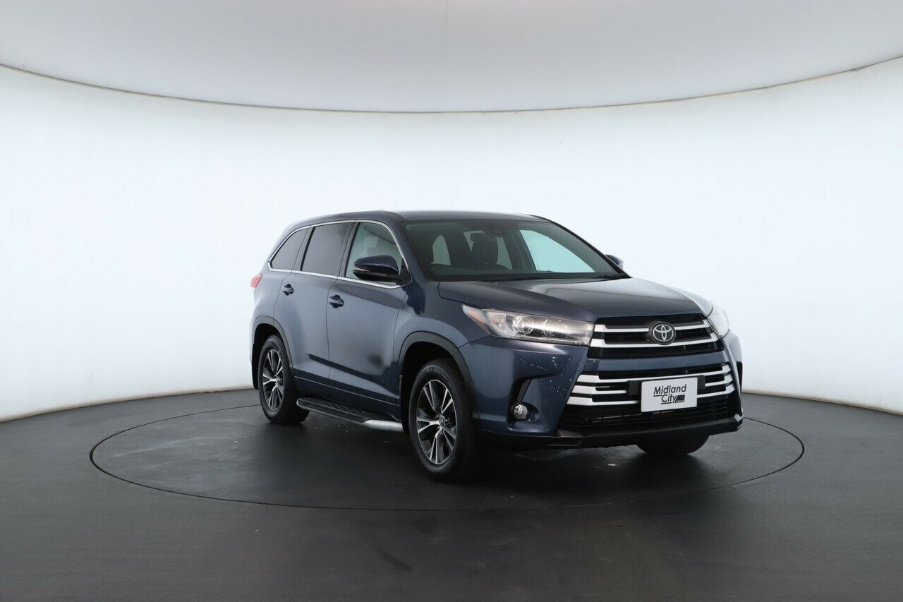 Toyota Kluger image 4