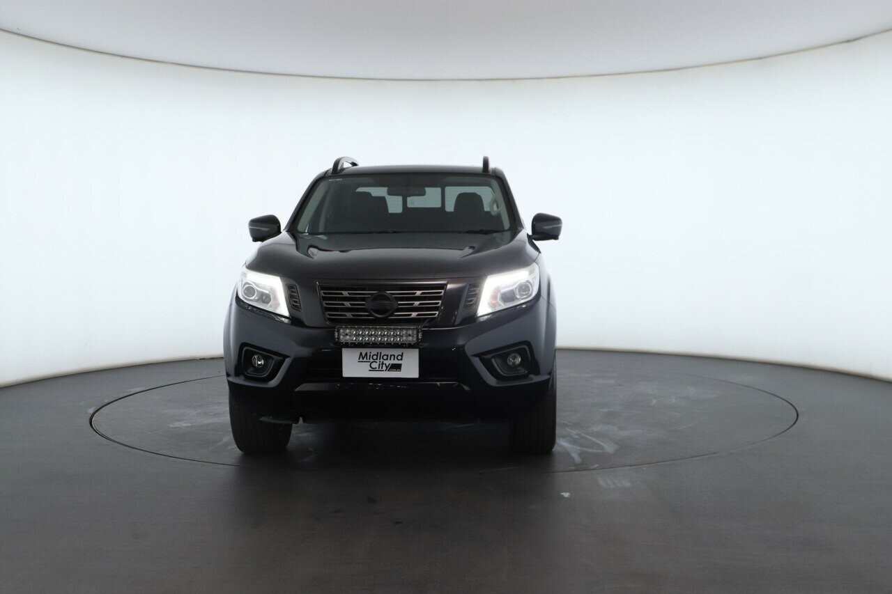 Nissan Navara image 4