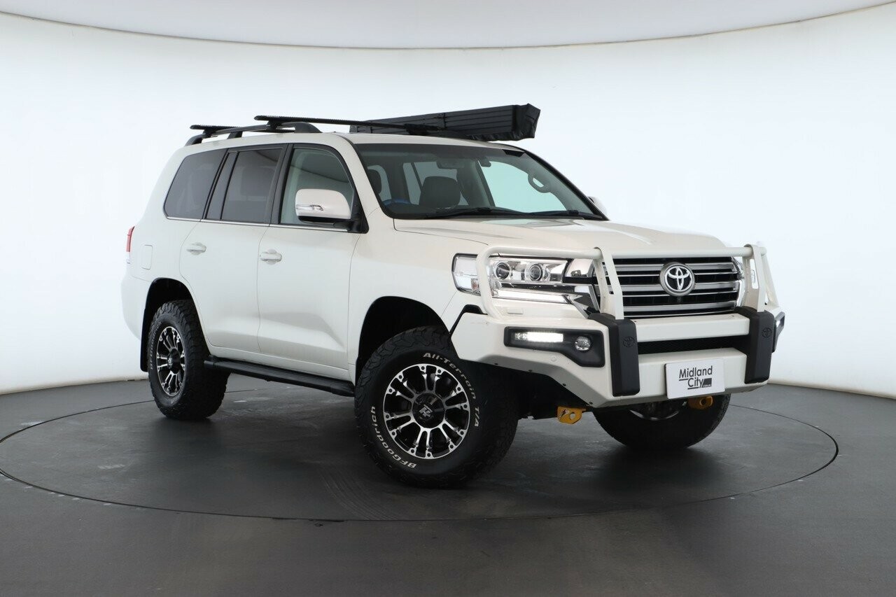 Toyota Landcruiser image 1
