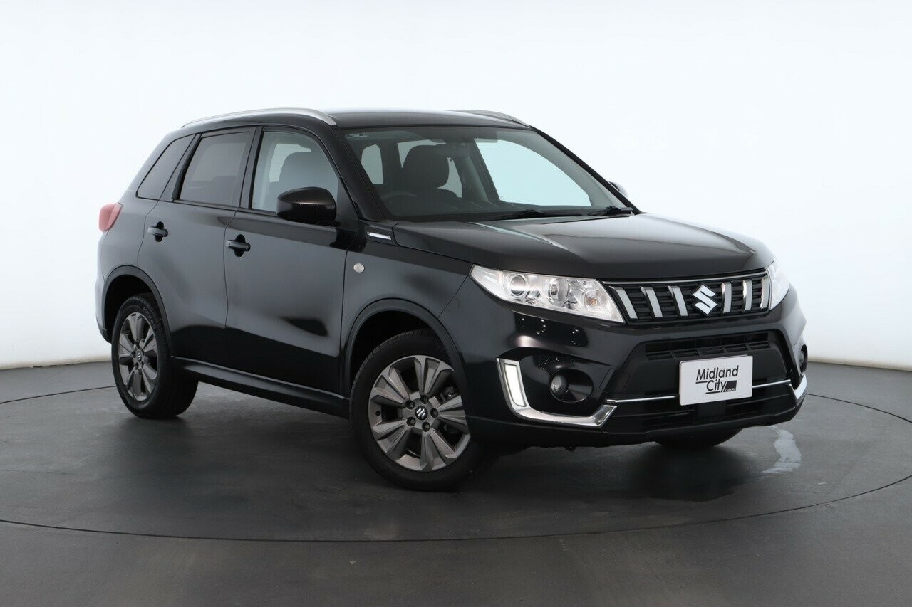Suzuki Vitara image 1