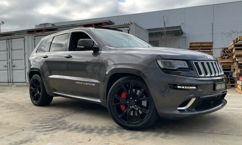 Jeep Grand Cherokee image 1