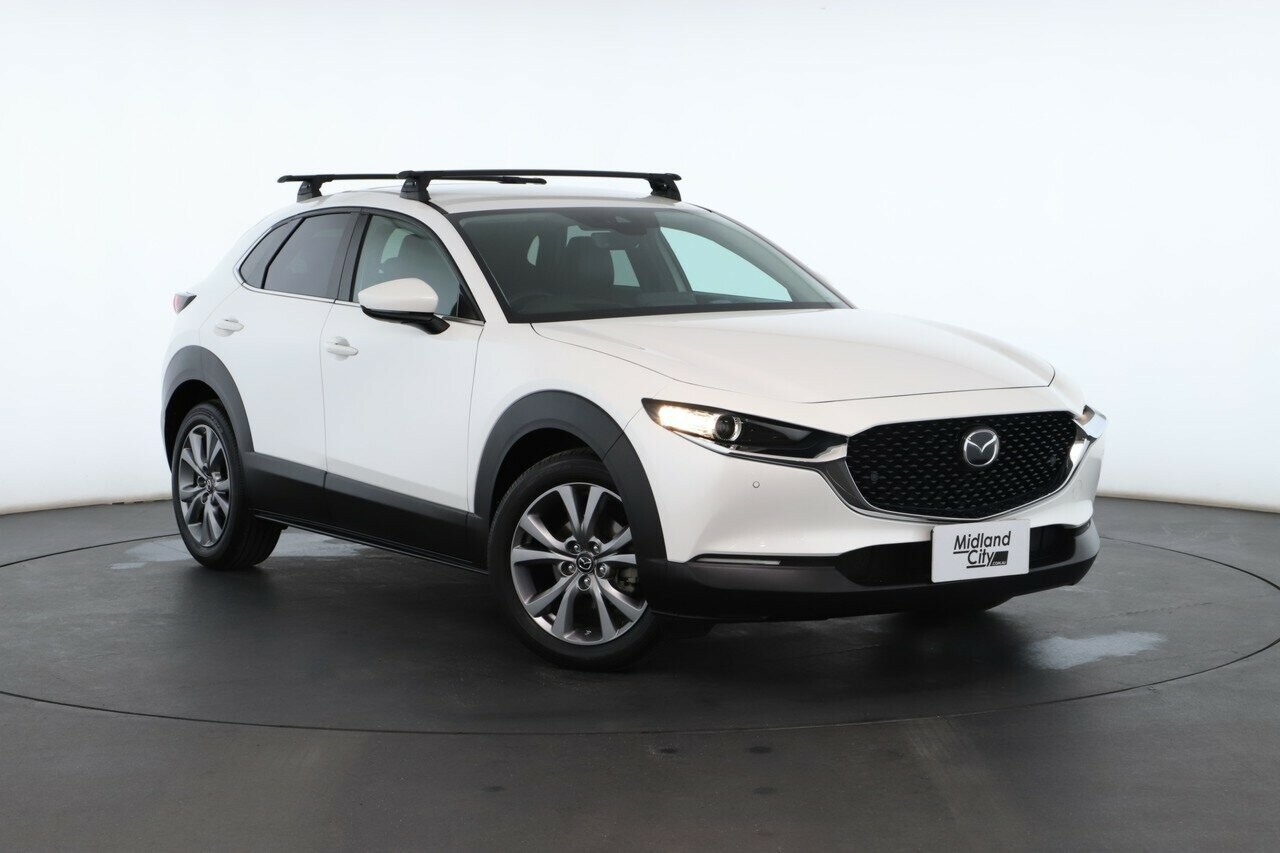 Mazda Cx-30 image 1