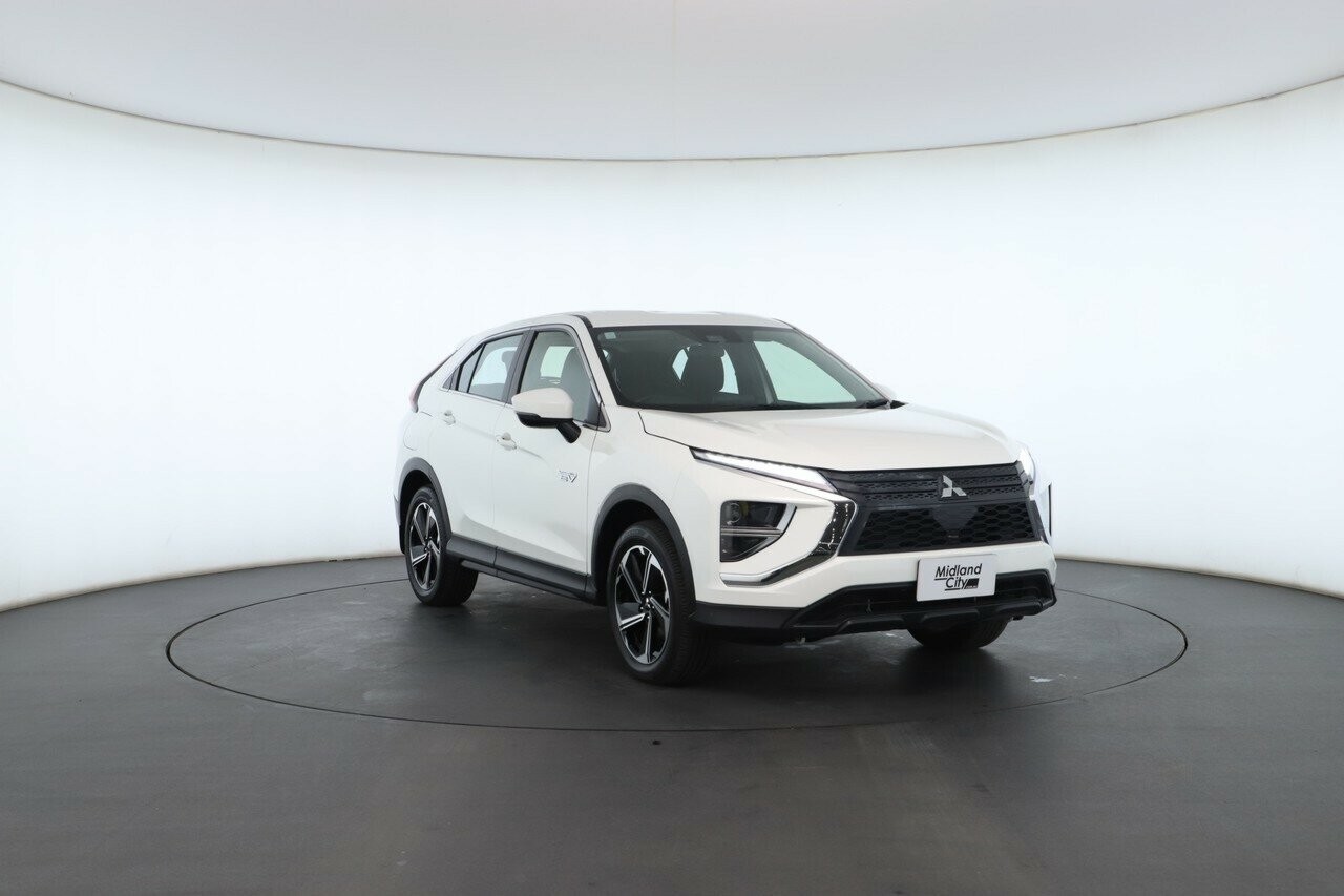 Mitsubishi Eclipse Cross image 4
