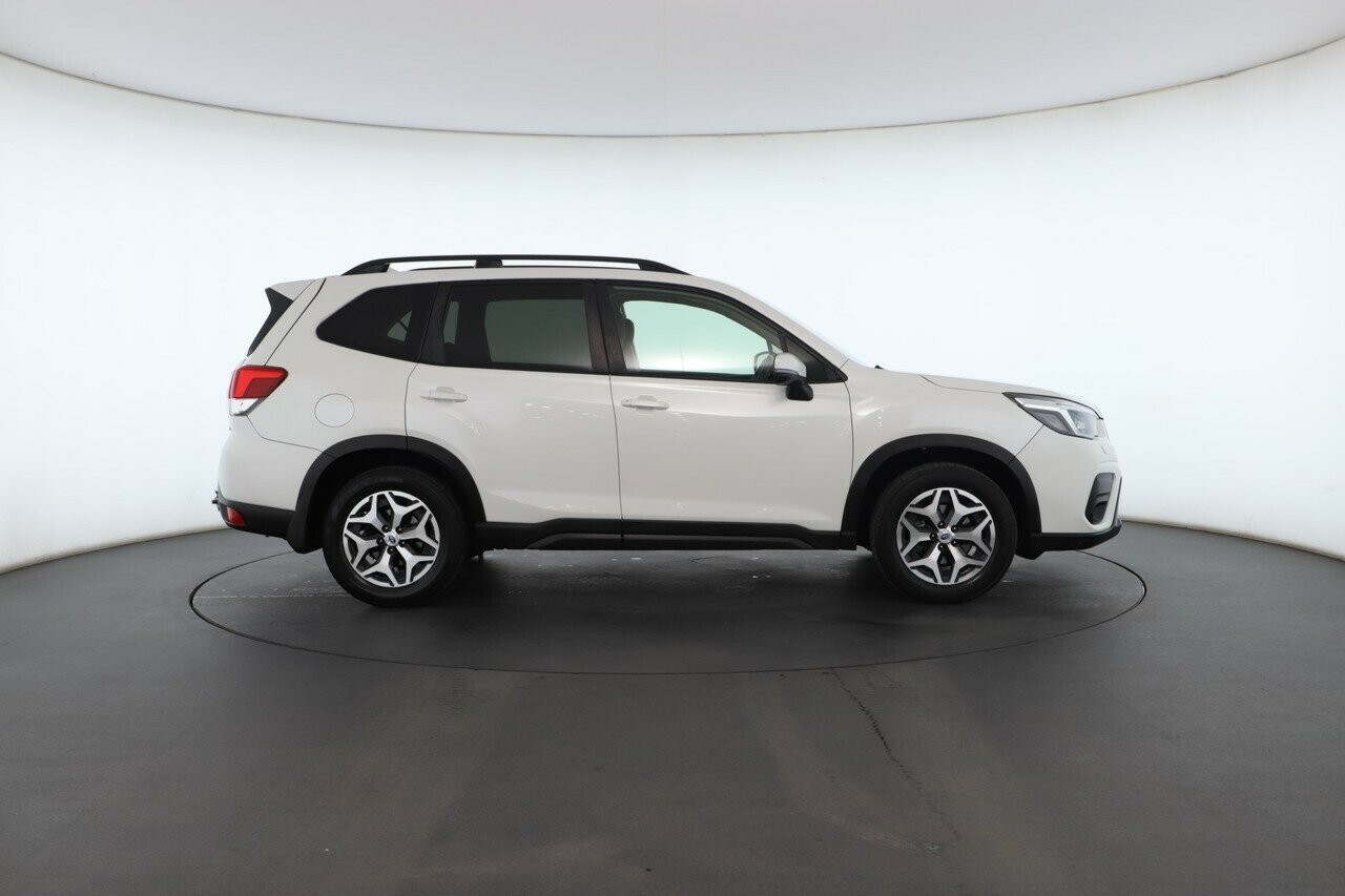 Subaru Forester image 2