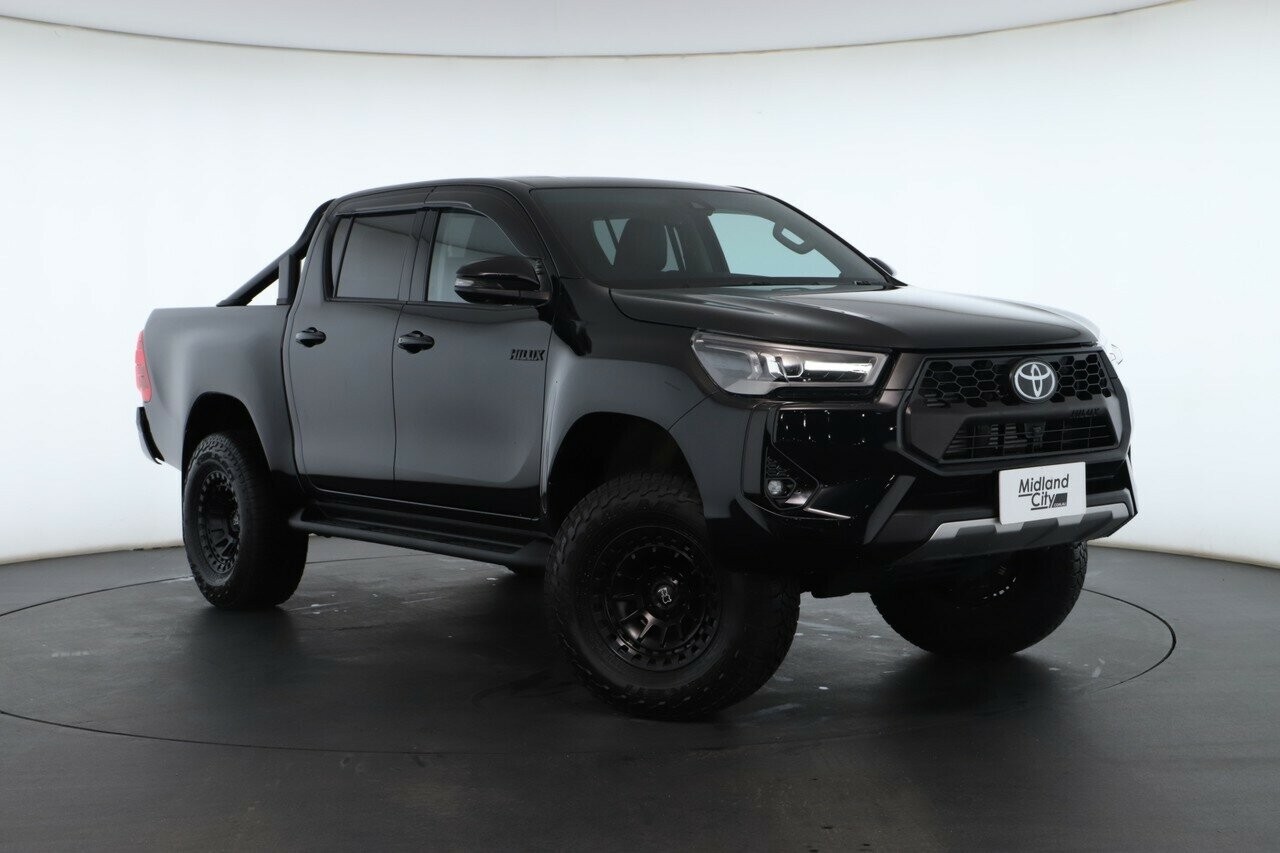 Toyota Hilux image 1