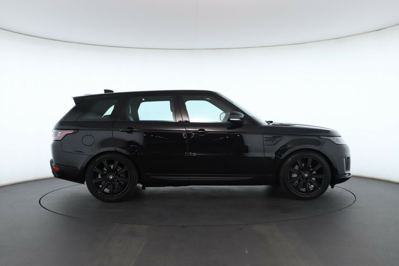 Land Rover Range Rover Sport image 2