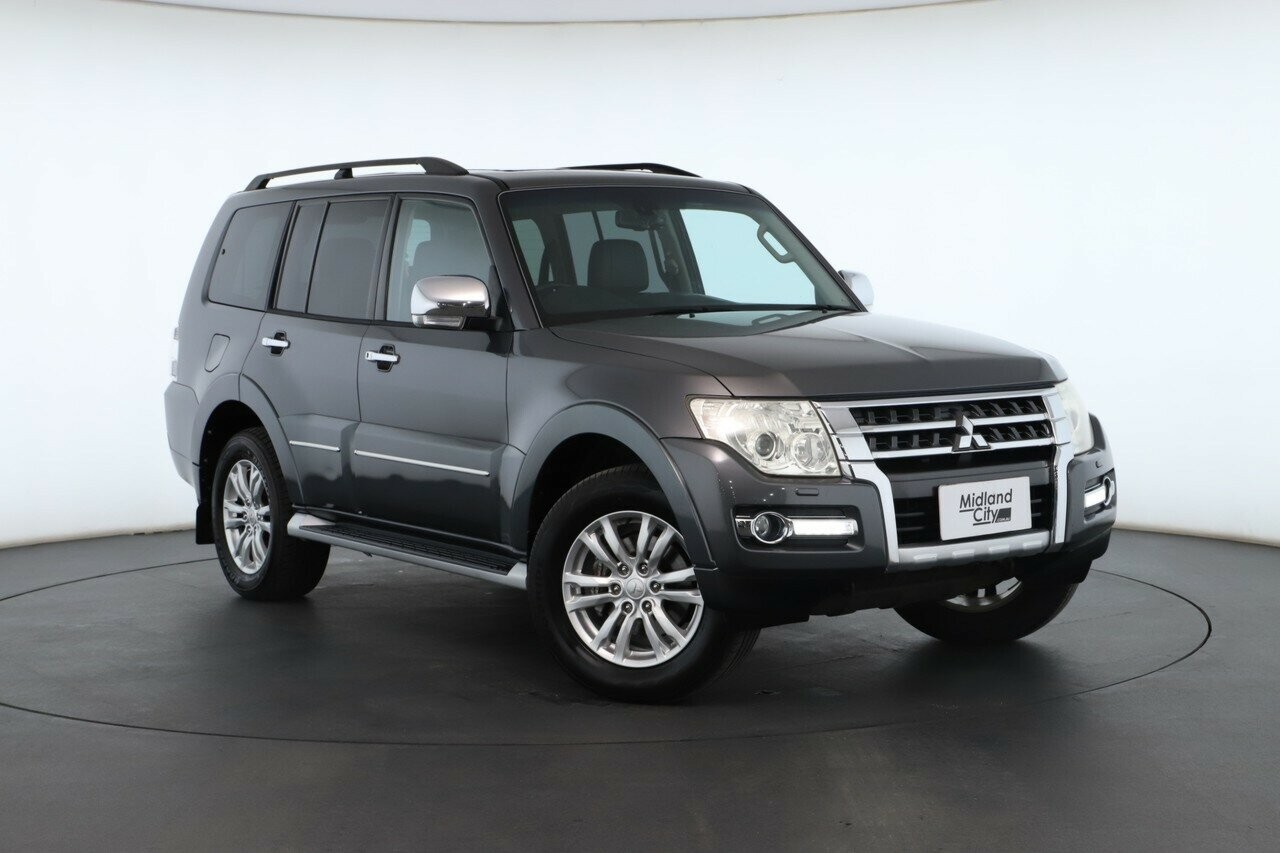 Mitsubishi Pajero image 1